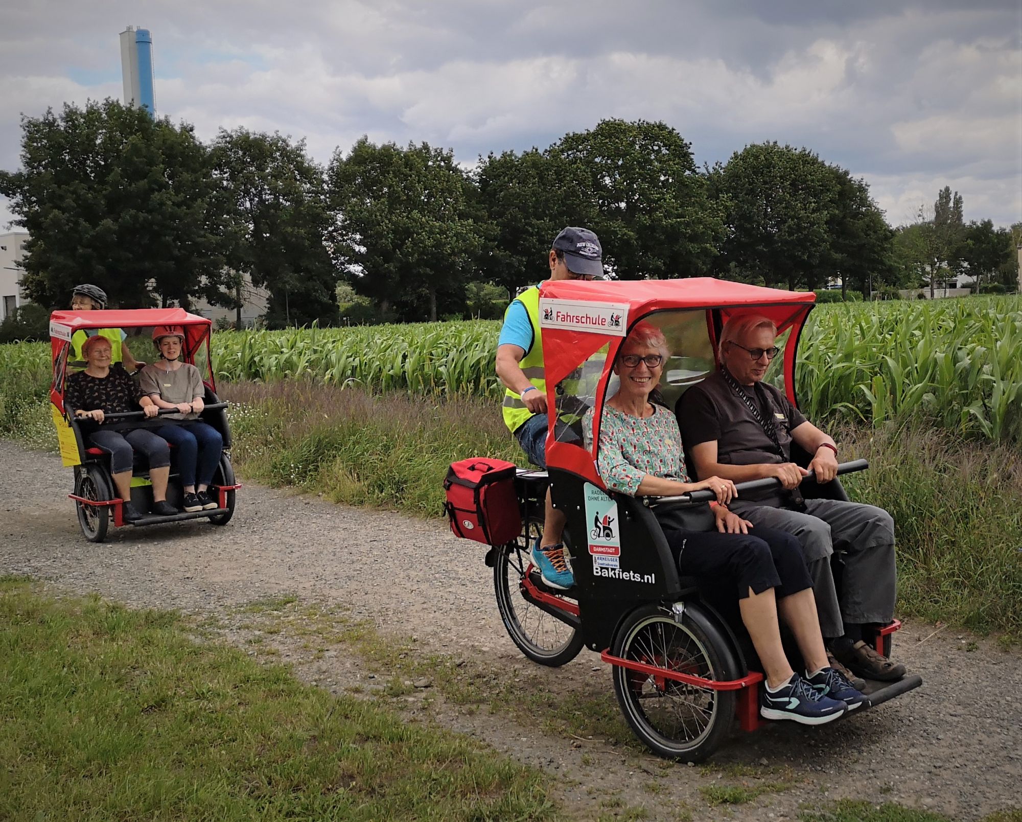 Sommerfest 2021 Im Fiedlersee- Rote Rikscha von den Bewohnerinnen in Beschlag genommen!